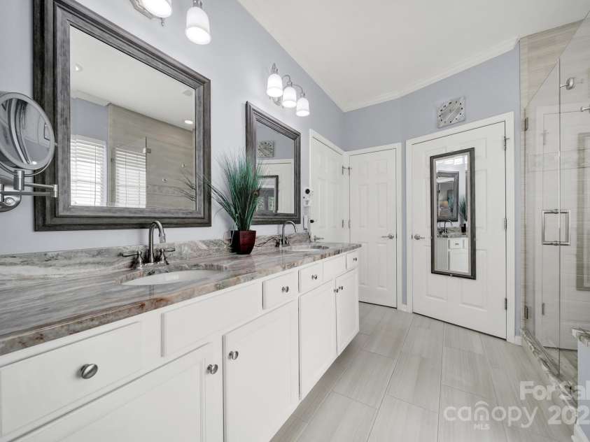 2224 Hartwell Lane, Fort Mill, SC 29707.  MLS# CAR4261261, YatesRealty ID 14787. 