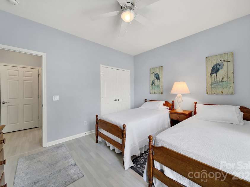 2224 Hartwell Lane, Fort Mill, SC 29707.  MLS# CAR4261261, YatesRealty ID 14787. 