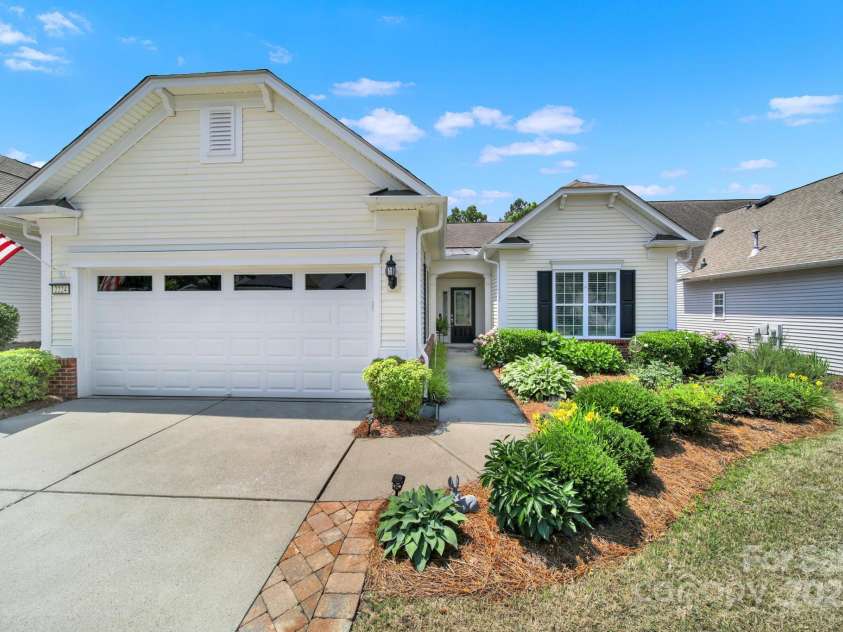 2224 Hartwell Lane, Fort Mill, SC 29707.  MLS# CAR4261261, YatesRealty ID 14787. 