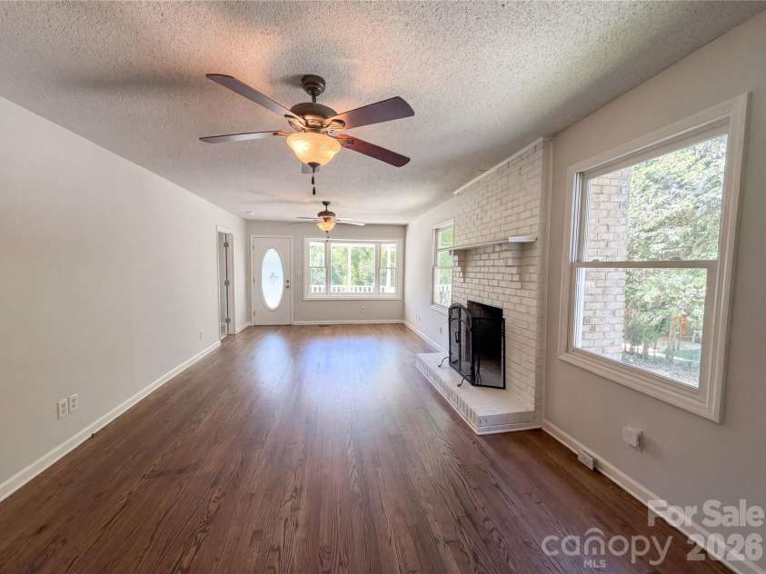 411 Ewing Drive, Belmont, NC 28012.  MLS# CAR4373265, YatesRealty ID 14787. 