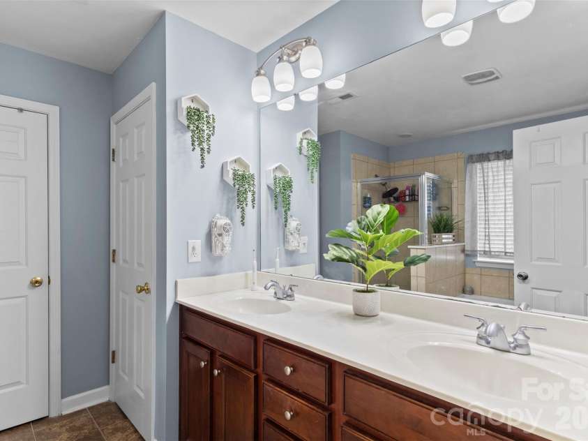 6625 Thistle Down Drive, Harrisburg, NC 28075.  MLS# CAR4364675, YatesRealty ID 14788. 