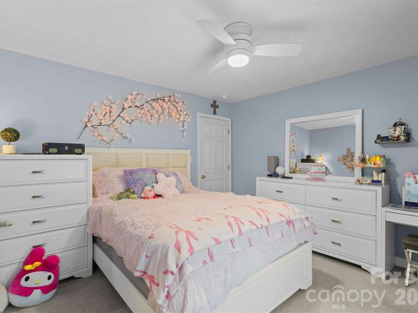 6625 Thistle Down Drive, Harrisburg, NC 28075.  MLS# CAR4364675, YatesRealty ID 14788. 