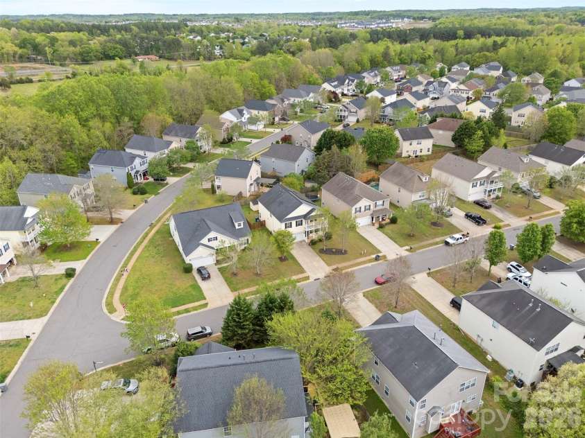 6625 Thistle Down Drive, Harrisburg, NC 28075.  MLS# CAR4364675, YatesRealty ID 14788. 