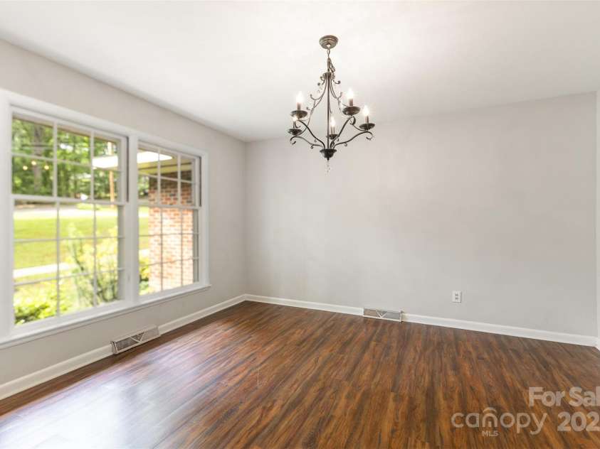 507 Richards Drive, Shelby, NC 28150.  MLS# CAR4256868, YatesRealty ID 14790. Separate dining room for gathering friends and family!