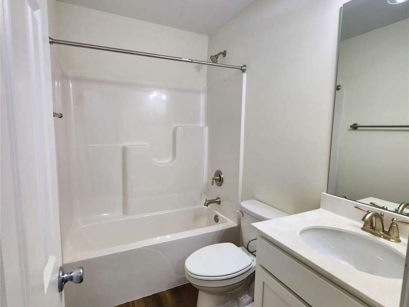 2300 Grayson Parkway, Monroe, NC 28110.  MLS# CAR4263227, YatesRealty ID 14792.  Full Bath