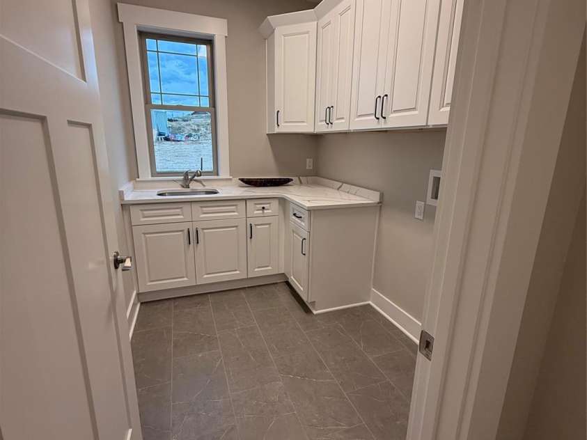 20 Craftsman Overlook Ridge, Arden, NC 28704.  MLS# CAR4201077, YatesRealty ID 14795. 