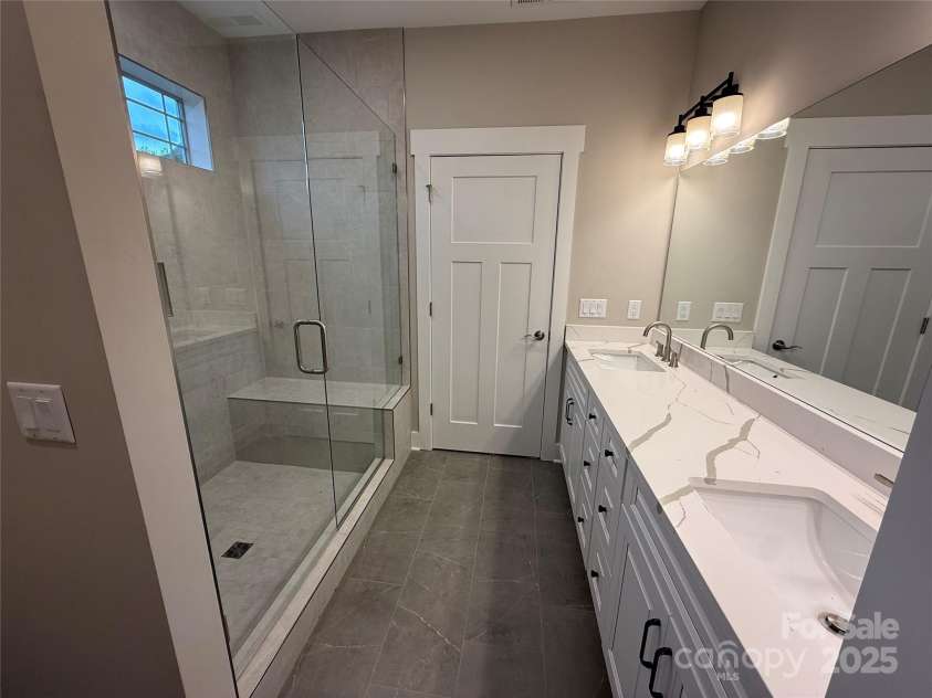 20 Craftsman Overlook Ridge, Arden, NC 28704.  MLS# CAR4201077, YatesRealty ID 14795. 