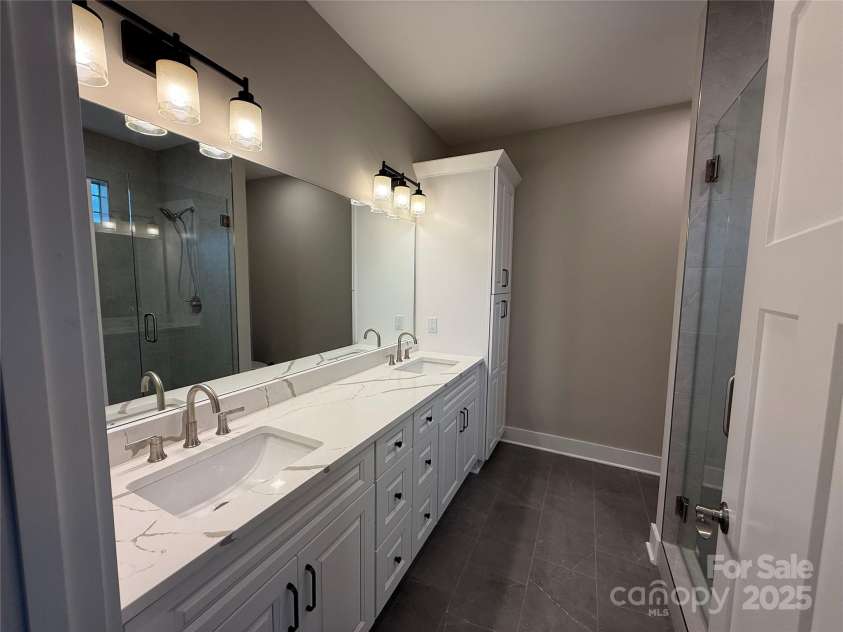 20 Craftsman Overlook Ridge, Arden, NC 28704.  MLS# CAR4201077, YatesRealty ID 14795. 
