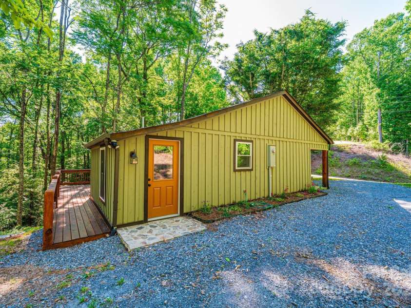 2448 Alfred Hartley Road, Lenoir, NC 28645.  MLS# CAR4263406, YatesRealty ID 14797. 