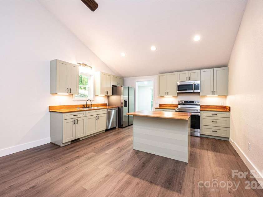 2448 Alfred Hartley Road, Lenoir, NC 28645.  MLS# CAR4263406, YatesRealty ID 14797. 