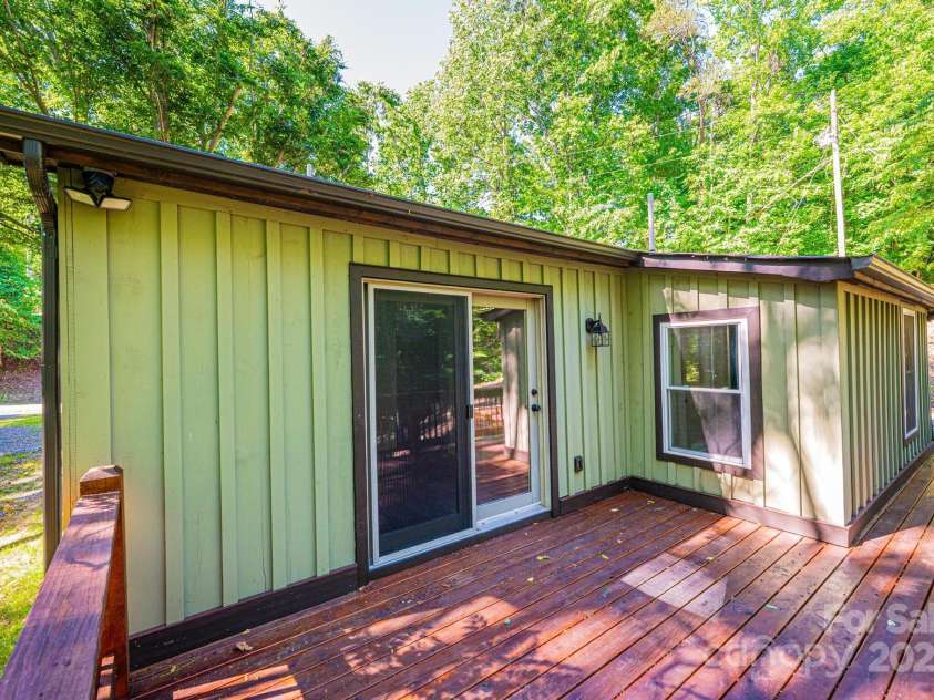 2448 Alfred Hartley Road, Lenoir, NC 28645.  MLS# CAR4263406, YatesRealty ID 14797. 