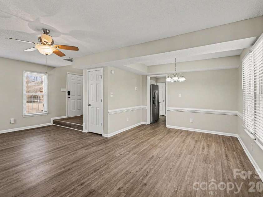 5932 Scots Bluff Drive, Charlotte, NC 28227.  MLS# CAR4344774, YatesRealty ID 14797. 