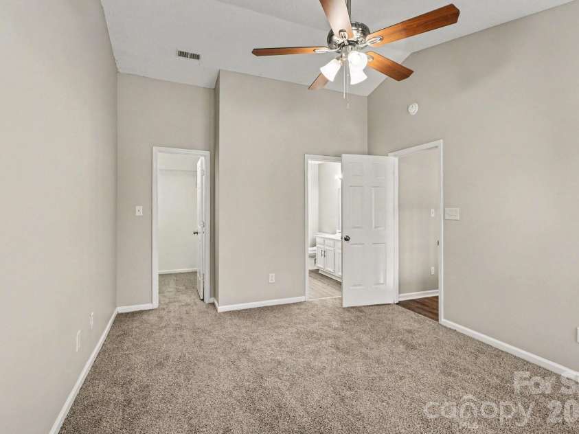 5932 Scots Bluff Drive, Charlotte, NC 28227.  MLS# CAR4344774, YatesRealty ID 14797. 