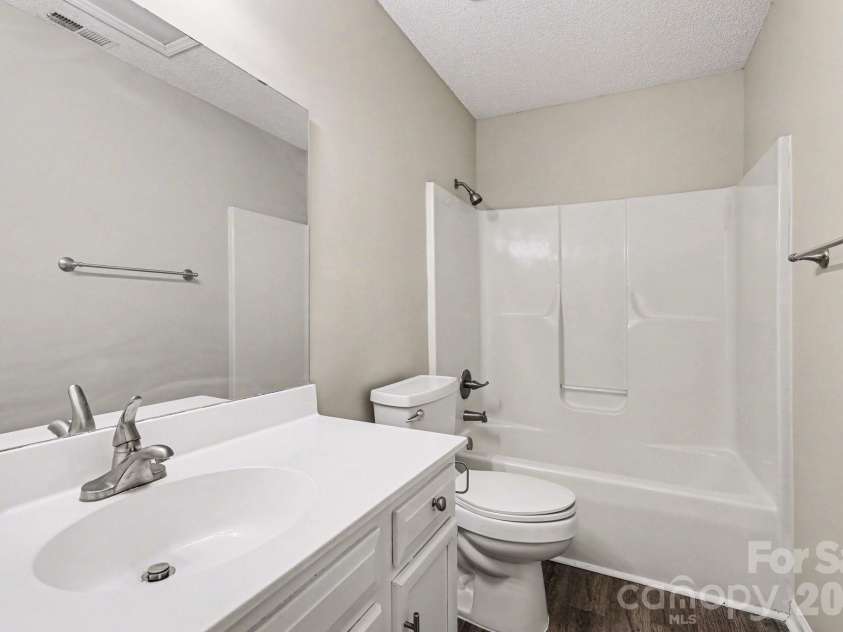 5932 Scots Bluff Drive, Charlotte, NC 28227.  MLS# CAR4344774, YatesRealty ID 14797. 