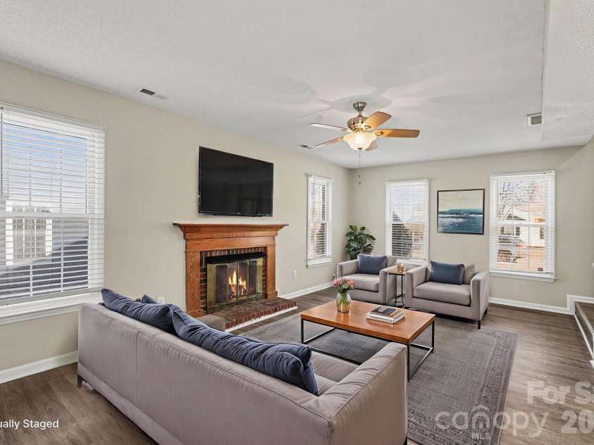 5932 Scots Bluff Drive, Charlotte, NC 28227.  MLS# CAR4344774, YatesRealty ID 14797. Virtually Staged