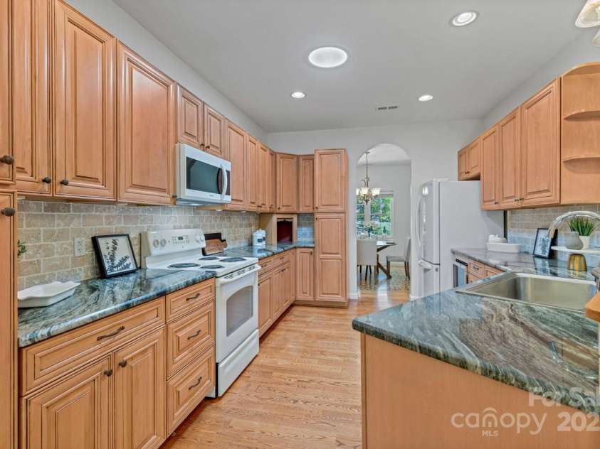 190 Jonathan Creek Drive, Etowah, NC 28729.  MLS# CAR4263366, YatesRealty ID 14798. 