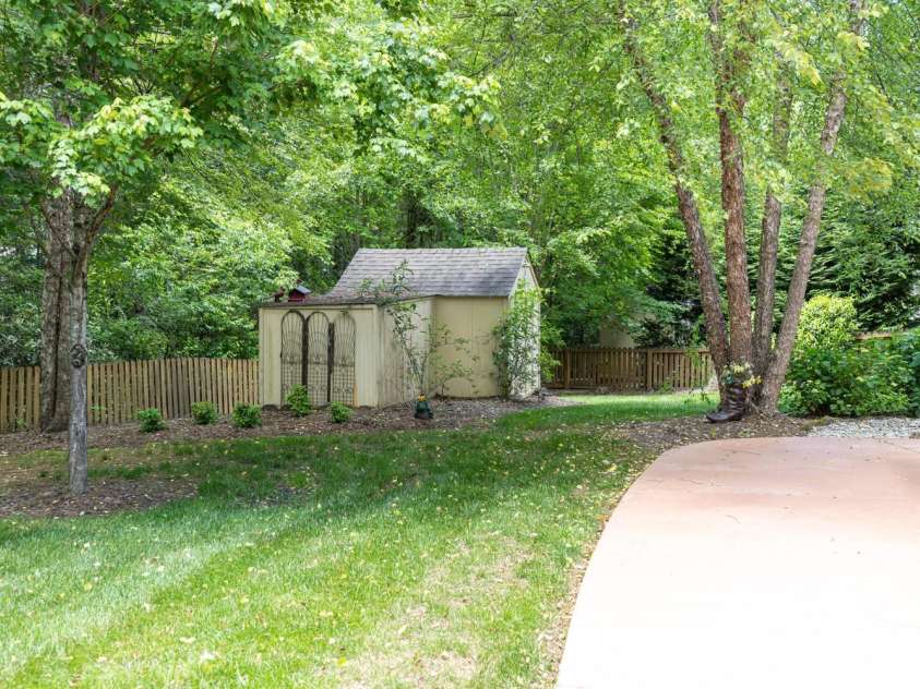 190 Jonathan Creek Drive, Etowah, NC 28729.  MLS# CAR4263366, YatesRealty ID 14798. 
