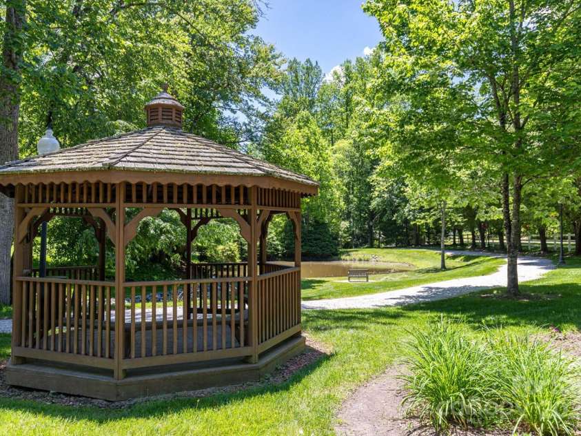 190 Jonathan Creek Drive, Etowah, NC 28729.  MLS# CAR4263366, YatesRealty ID 14798. 