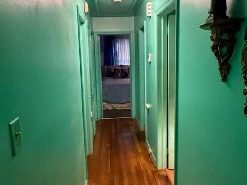 2126 Syracuse Drive, Charlotte, NC 28216.  MLS# CAR4316831, YatesRealty ID 14798. Hallway