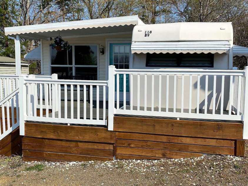 118 Eagle Drive, New London, NC 28127.  MLS# CAR4359986, YatesRealty ID 14799. 