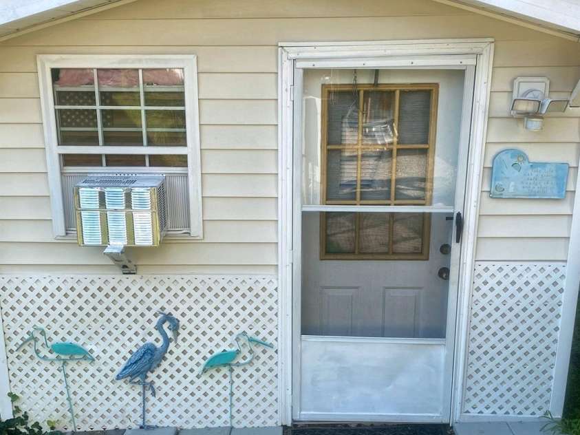 118 Eagle Drive, New London, NC 28127.  MLS# CAR4359986, YatesRealty ID 14799. 