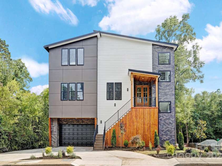 518 Ideal Way, Charlotte, NC 28203.  MLS# CAR4159881, YatesRealty ID 148. 