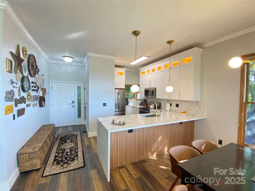 66 Club Villa Court, Burnsville, NC 28714.  MLS# CAR4226416, YatesRealty ID 1480. 