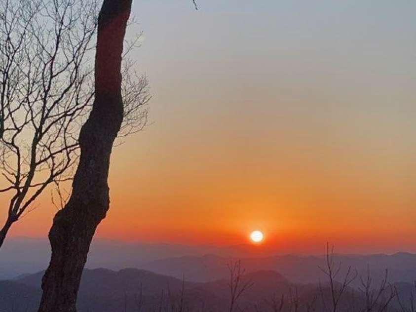 66 Club Villa Court, Burnsville, NC 28714.  MLS# CAR4226416, YatesRealty ID 1480. 