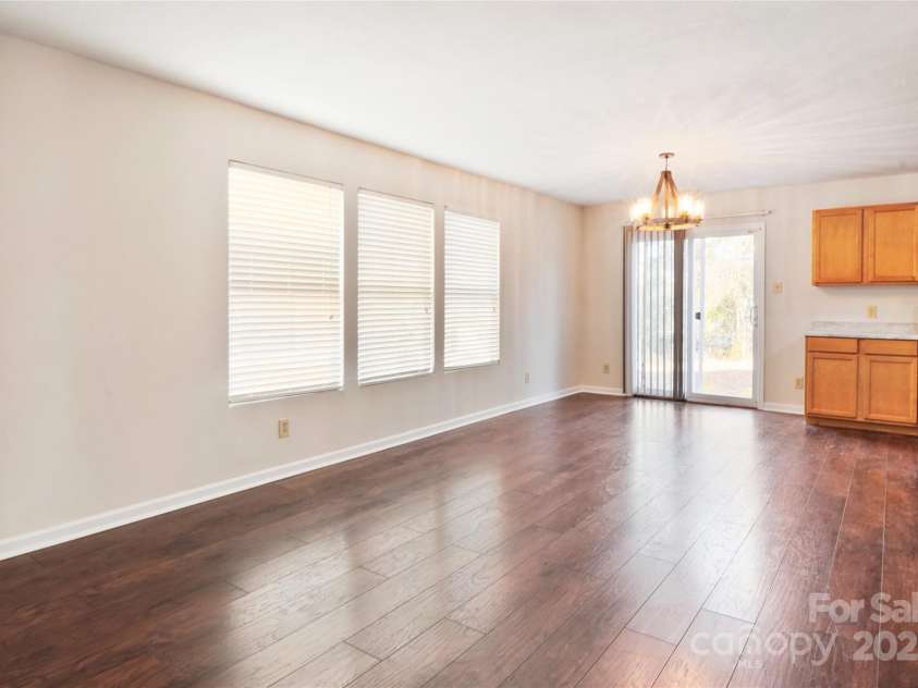 2010 Durand Road, Fort Mill, SC 29715.  MLS# CAR4217620, YatesRealty ID 14800. 
