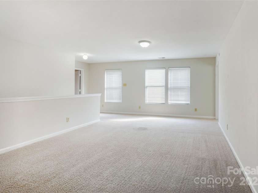 2010 Durand Road, Fort Mill, SC 29715.  MLS# CAR4217620, YatesRealty ID 14800. 
