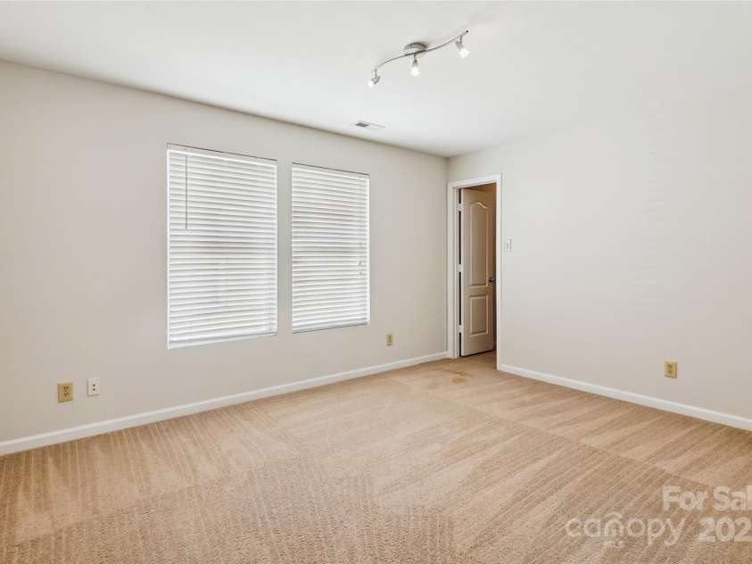 2010 Durand Road, Fort Mill, SC 29715.  MLS# CAR4217620, YatesRealty ID 14800. 