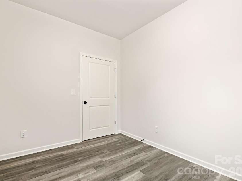3009 Sloan Drive, Charlotte, NC 28208.  MLS# CAR4366872, YatesRealty ID 14800. Representation