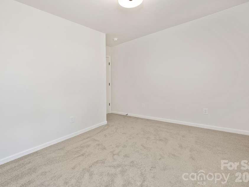 3009 Sloan Drive, Charlotte, NC 28208.  MLS# CAR4366872, YatesRealty ID 14800. Representation