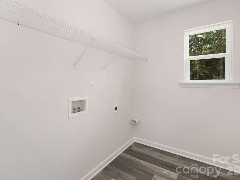 3009 Sloan Drive, Charlotte, NC 28208.  MLS# CAR4366872, YatesRealty ID 14800. Representation