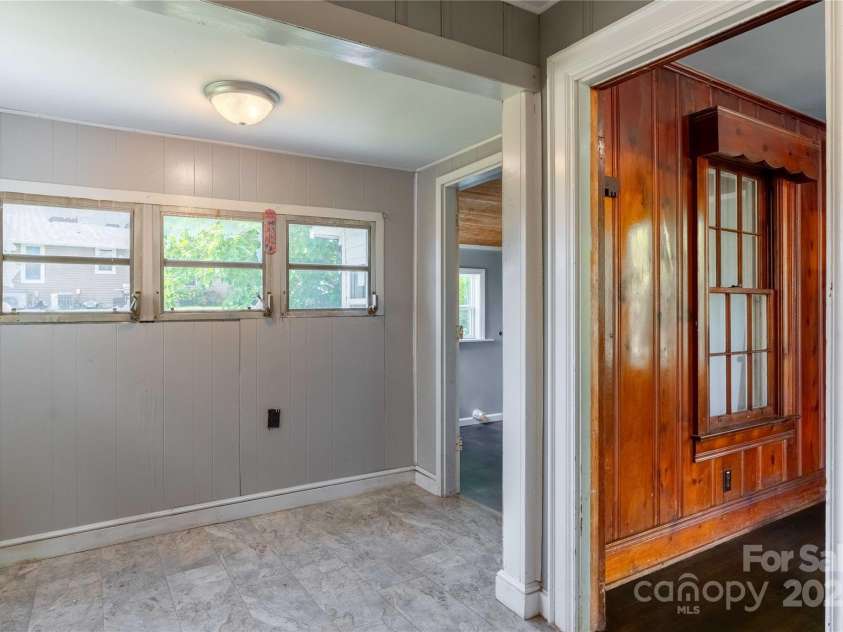 103 Madison Street, Marion, NC 28752.  MLS# CAR4258355, YatesRealty ID 14801. 