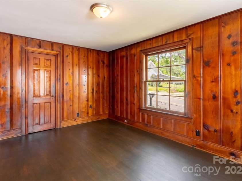 103 Madison Street, Marion, NC 28752.  MLS# CAR4258355, YatesRealty ID 14801. 