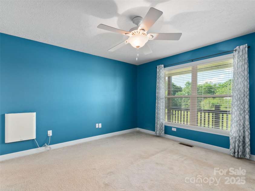 715 Windswept Ridge Road, Canton, NC 28716.  MLS# CAR4279065, YatesRealty ID 14802. 