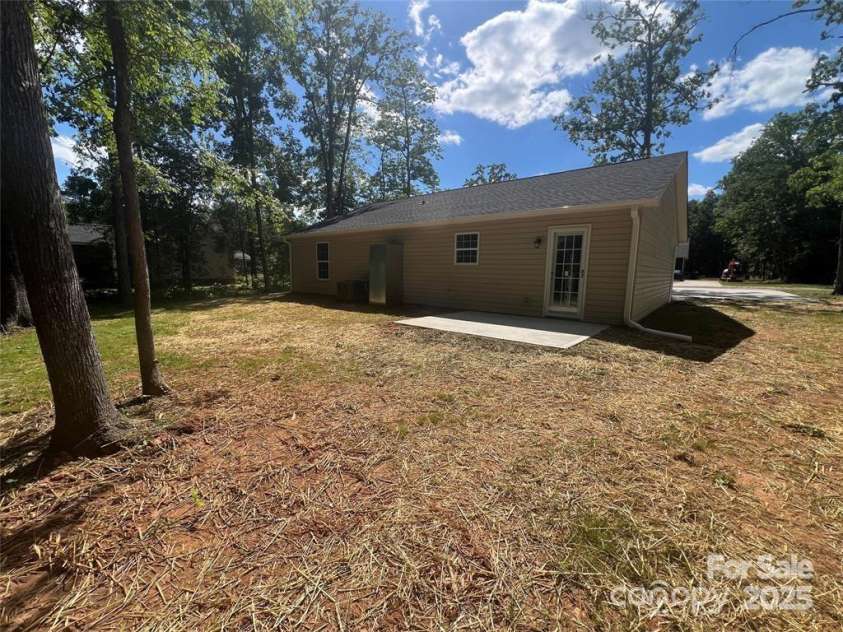 507 Putter Place, Chester, SC 29706.  MLS# CAR4274758, YatesRealty ID 14803. 