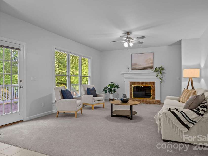 15831 Breton Brook Street, Huntersville, NC 28078.  MLS# CAR4255832, YatesRealty ID 14805. 