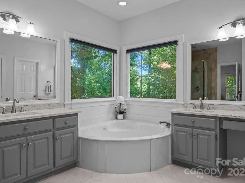 15831 Breton Brook Street, Huntersville, NC 28078.  MLS# CAR4255832, YatesRealty ID 14805. 