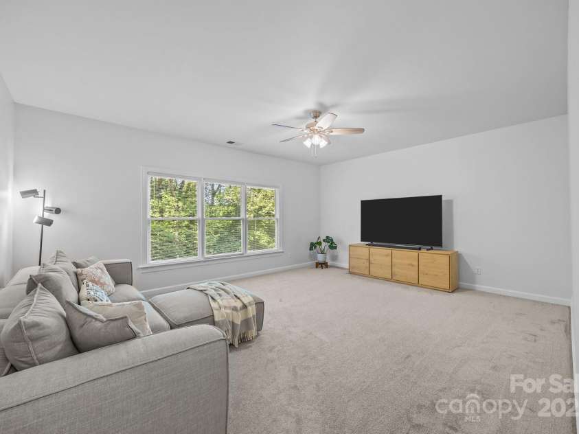 15831 Breton Brook Street, Huntersville, NC 28078.  MLS# CAR4255832, YatesRealty ID 14805. 