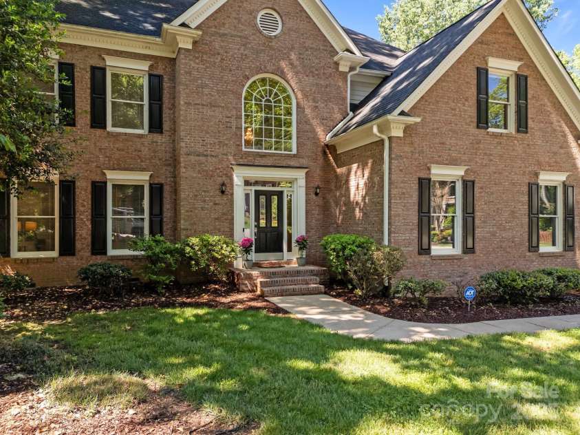 15831 Breton Brook Street, Huntersville, NC 28078.  MLS# CAR4255832, YatesRealty ID 14805. 