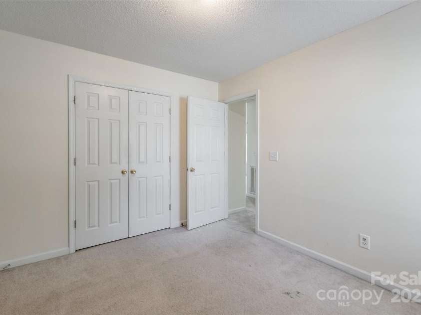 1805 Lawton Drive, Rock Hill, SC 29730.  MLS# CAR4243048, YatesRealty ID 14806. 