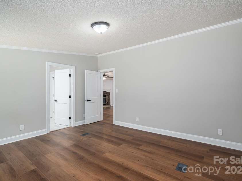 5376 Walter Estate Lane, Iron Station, NC 28080.  MLS# CAR4250882, YatesRealty ID 14807. 