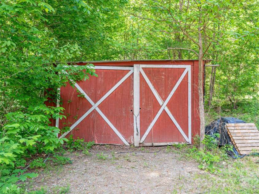 5376 Walter Estate Lane, Iron Station, NC 28080.  MLS# CAR4250882, YatesRealty ID 14807. 