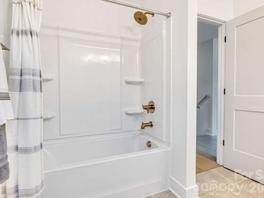 1500 Nectar Way, Kannapolis, NC 28083.  MLS# CAR4253065, YatesRealty ID 14808. 