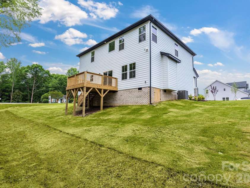1500 Nectar Way, Kannapolis, NC 28083.  MLS# CAR4253065, YatesRealty ID 14808. 