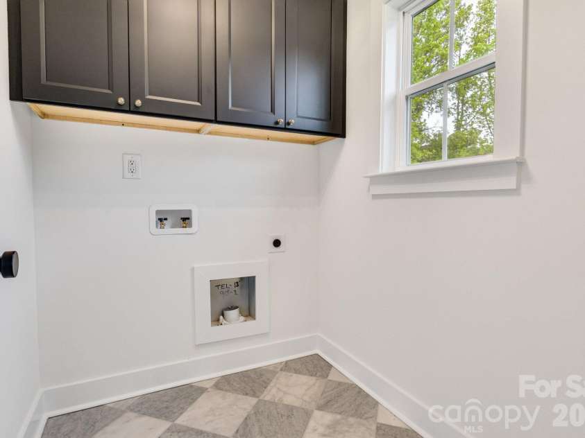 1500 Nectar Way, Kannapolis, NC 28083.  MLS# CAR4253065, YatesRealty ID 14808. Laundry 