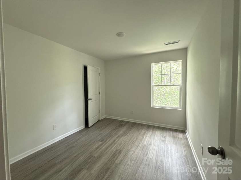 164 Wildwood Loop, Statesville, NC 28677.  MLS# CAR4203162, YatesRealty ID 14808. Bedroom