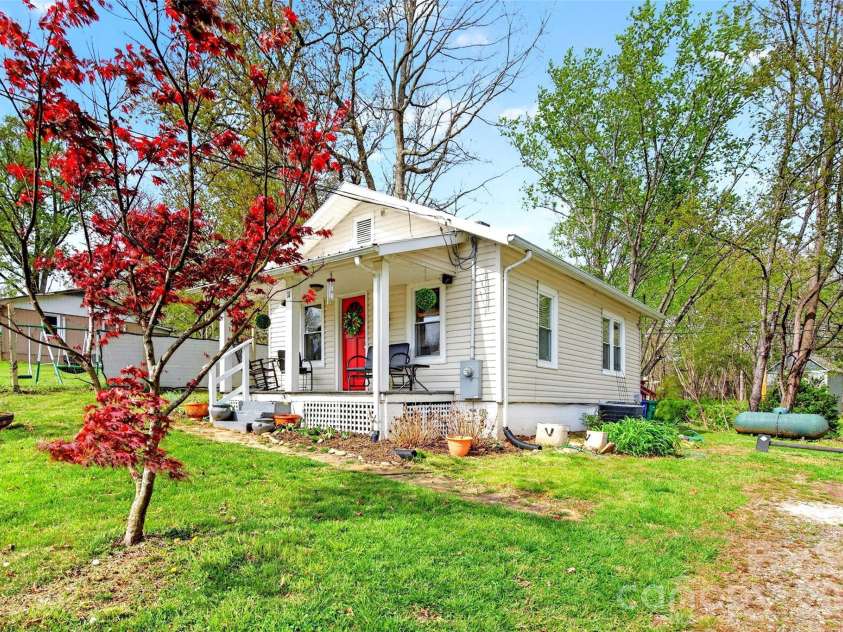 11 Dix Creek #2 Road, Leicester, NC 28748.  MLS# CAR4367192, YatesRealty ID 14809. 
